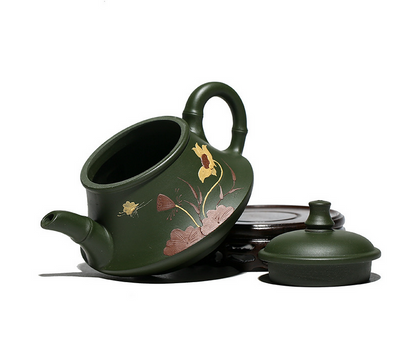 Chinese Yixing Zisha Clay Handmade Exquisite Teapot （荷香玉笠 底款：如图）