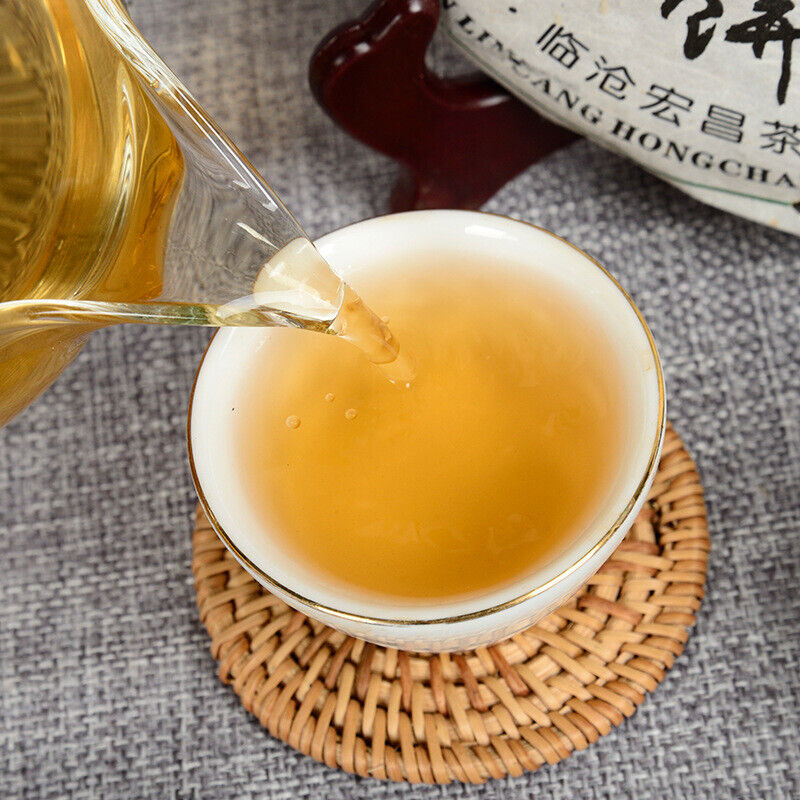 357g Yunnan Tea Pu-erh Raw Tea Cake Raw Tea Cake Healthy Drink