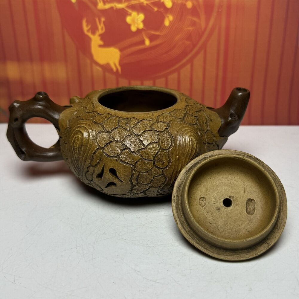 Vintage Chinese Yixing Purple Clay Teapot Zisha Ceremony Carving Collectible Art
