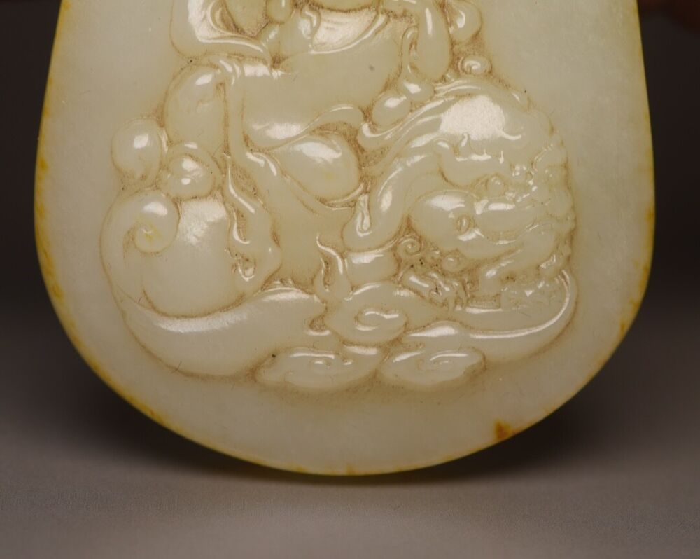 Chinese Natural Hetian Jade Carving Beast Child Statue Nice Pendant Jewelry Rare