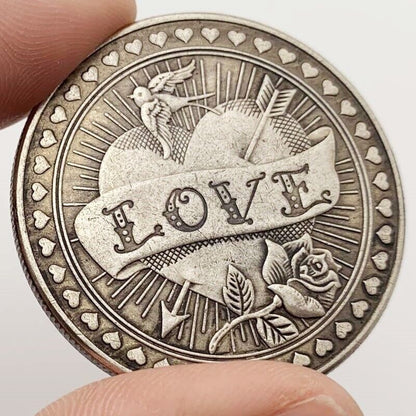 Commemorative Coins Metal Bronze Plated Love Or Hate Prediction Challenge 38x3mm