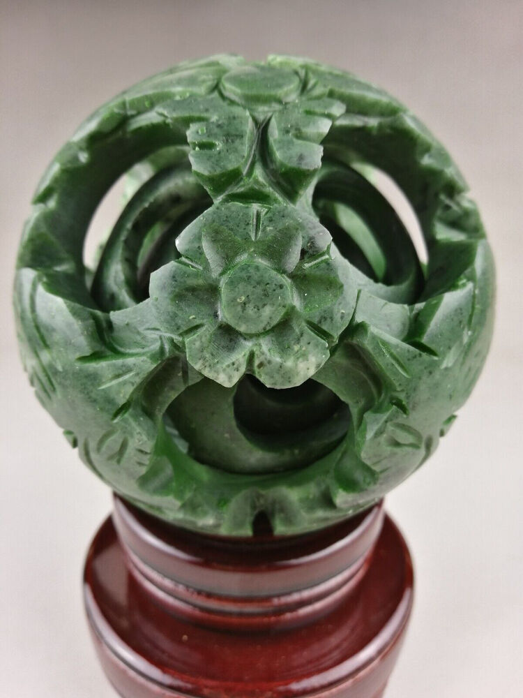 Chinese green jade Hollow-out carved fengshui dragon ball magic Statue