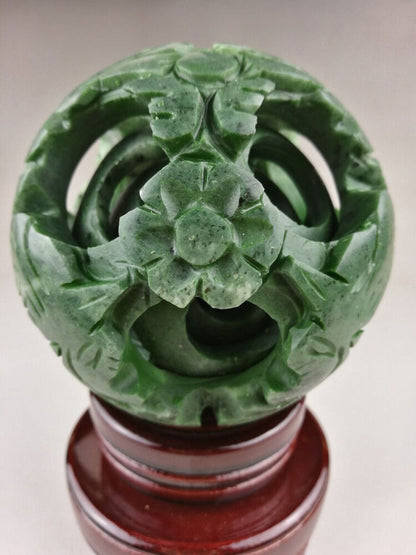 Chinese green jade Hollow-out carved fengshui dragon ball magic Statue