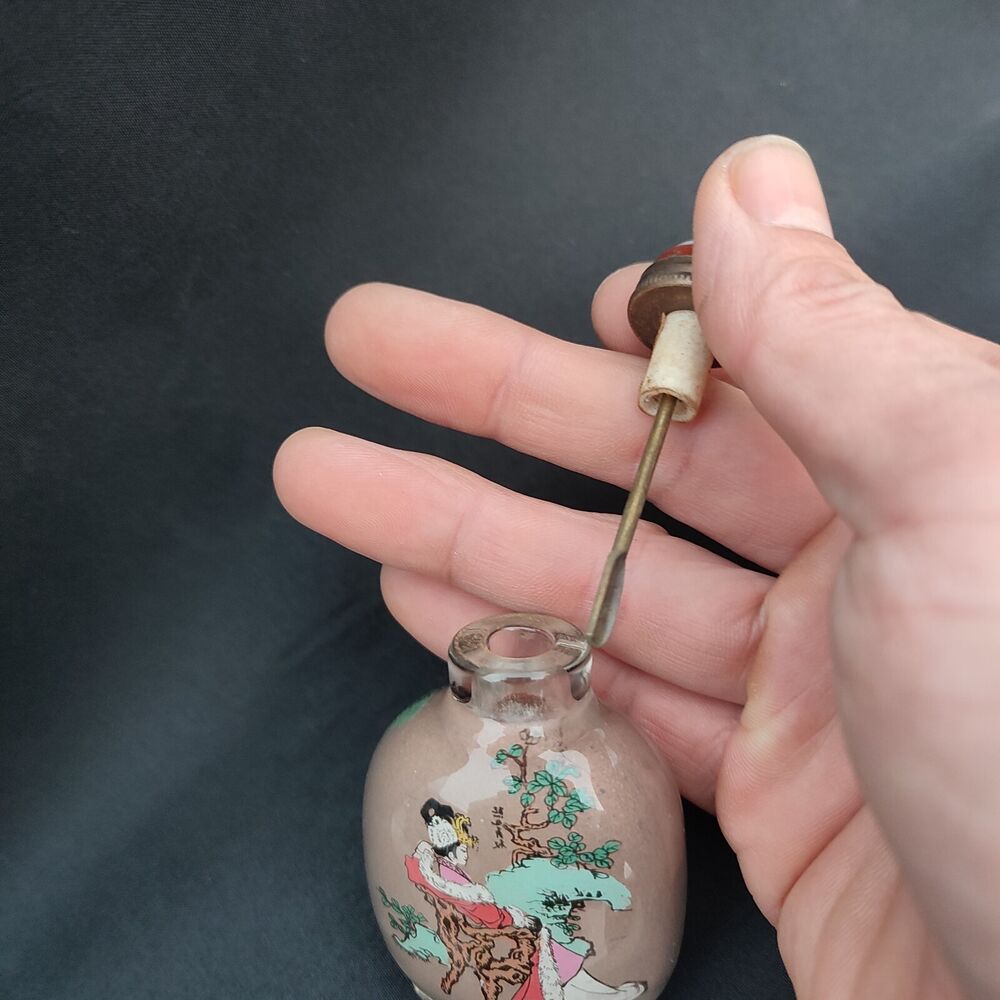 Peking Glass Snuff Bottle Inside Painted Chinese Beautiful Woman Rare Figurine