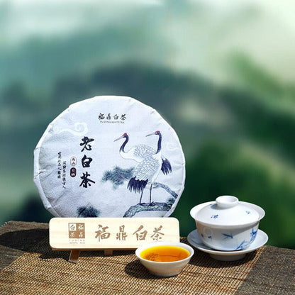 300g Chinese White Tea Cake Health Care High Mountain Fuding White Tea Gift Box