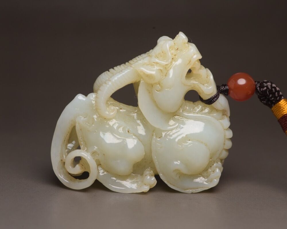 Collection Chinese Top Hetian Jade Carved Beast Animal Statue Figurine Art Rare