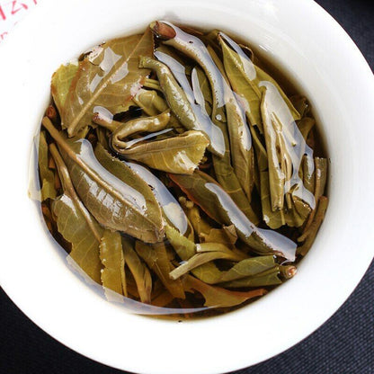 2018 Haiwan Old Comrade 7548 Sheng Pu-erh Strong-flavor Raw Pu'er Tea Cake 357g
