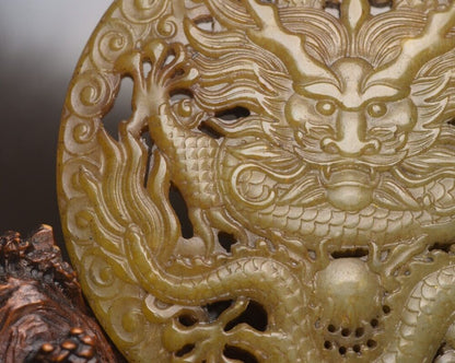 Chinese Natural Hetian Jade Carving Dragon Statues Exquisite Sculpture Art Rare