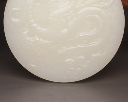 Top Chinese Natural Hetian Jade Carving Dragon Phoenix Statue Lucky Jade Pendant
