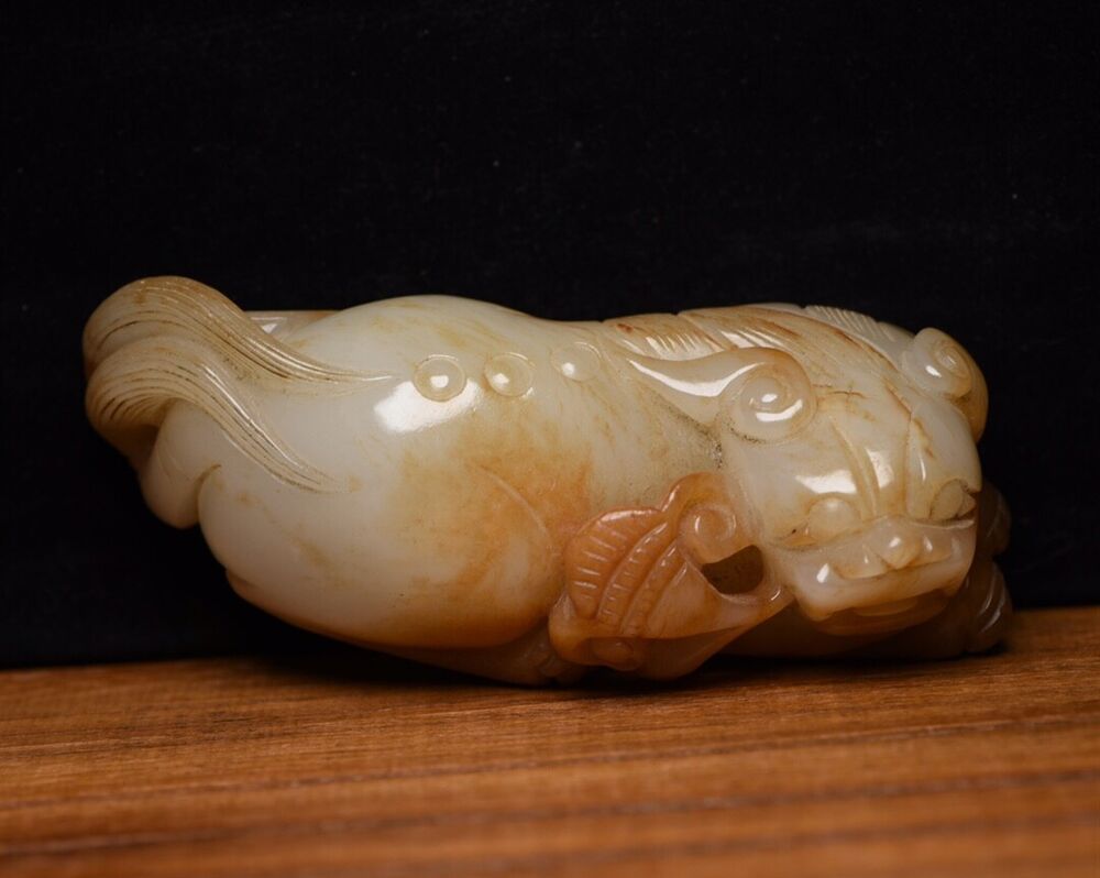Chinese Old Beijing Natural Hetian Jade Carved Nice Beast Statue Figurines Art