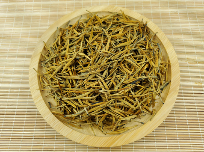 2023 New tea honey aroma Dianhong Golden Needle 2023新茶上市蜜香滇红金针 凤庆大叶种云南红茶 500g