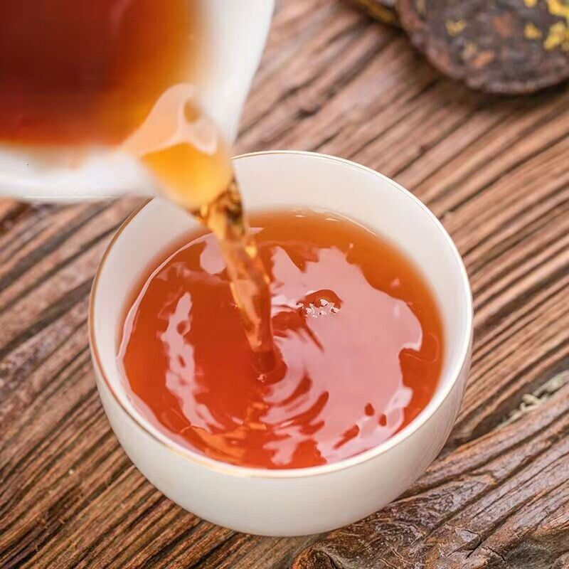 250g Chrysanthemum Puerh Ripe Tea Small Pu-erh Cooked Tea Cake Yunnan Pu'er Tea