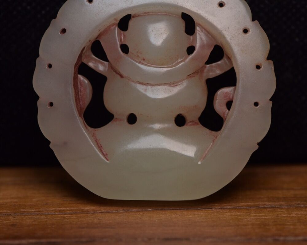 Chinese Natural Hetian Jade Carving Kuan Yin Statue Lucky Jade Pendant Amulets