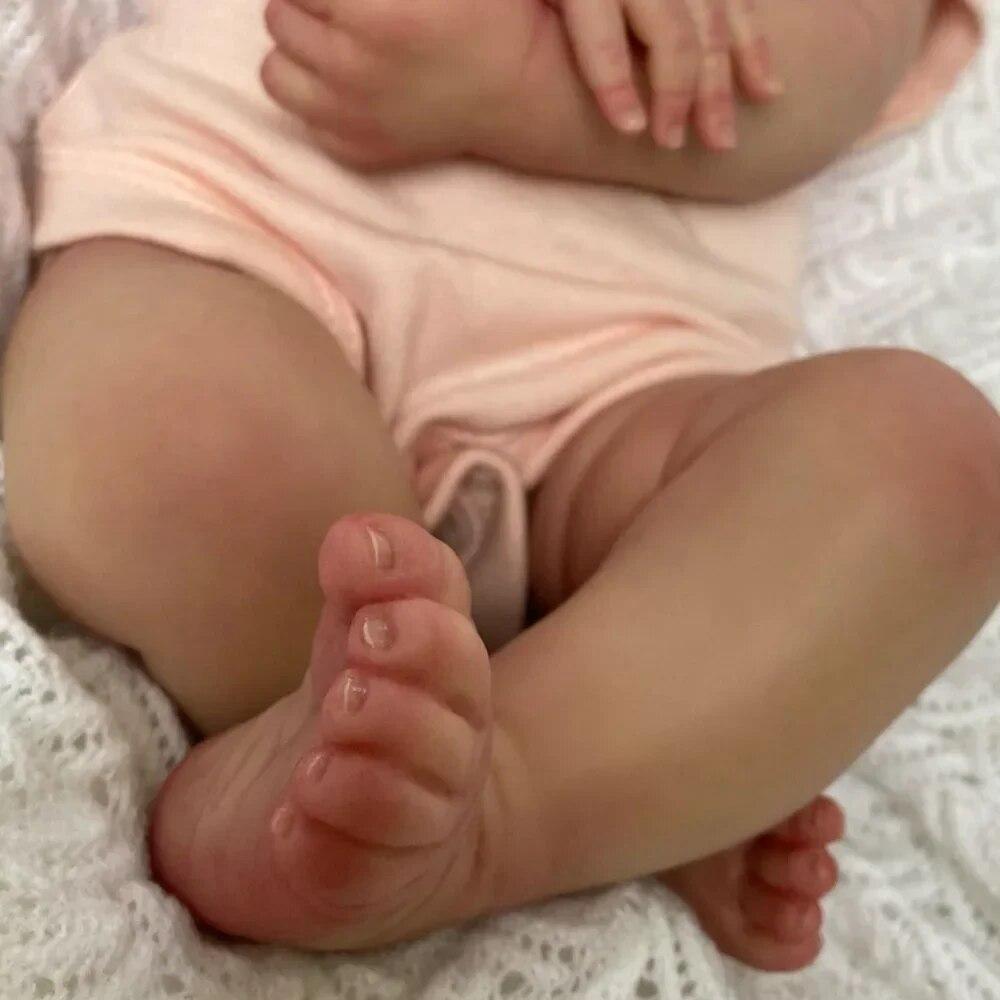 18In Realistic Reborn Baby Dolls Full Body Vinyl Silicone Girl Doll Newborn Doll