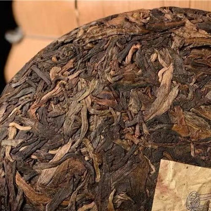 1999 Yunnan Song Pin Hao Yiwu Mountain Old Tree Puerh Tea Raw Pu'er Tea 400g