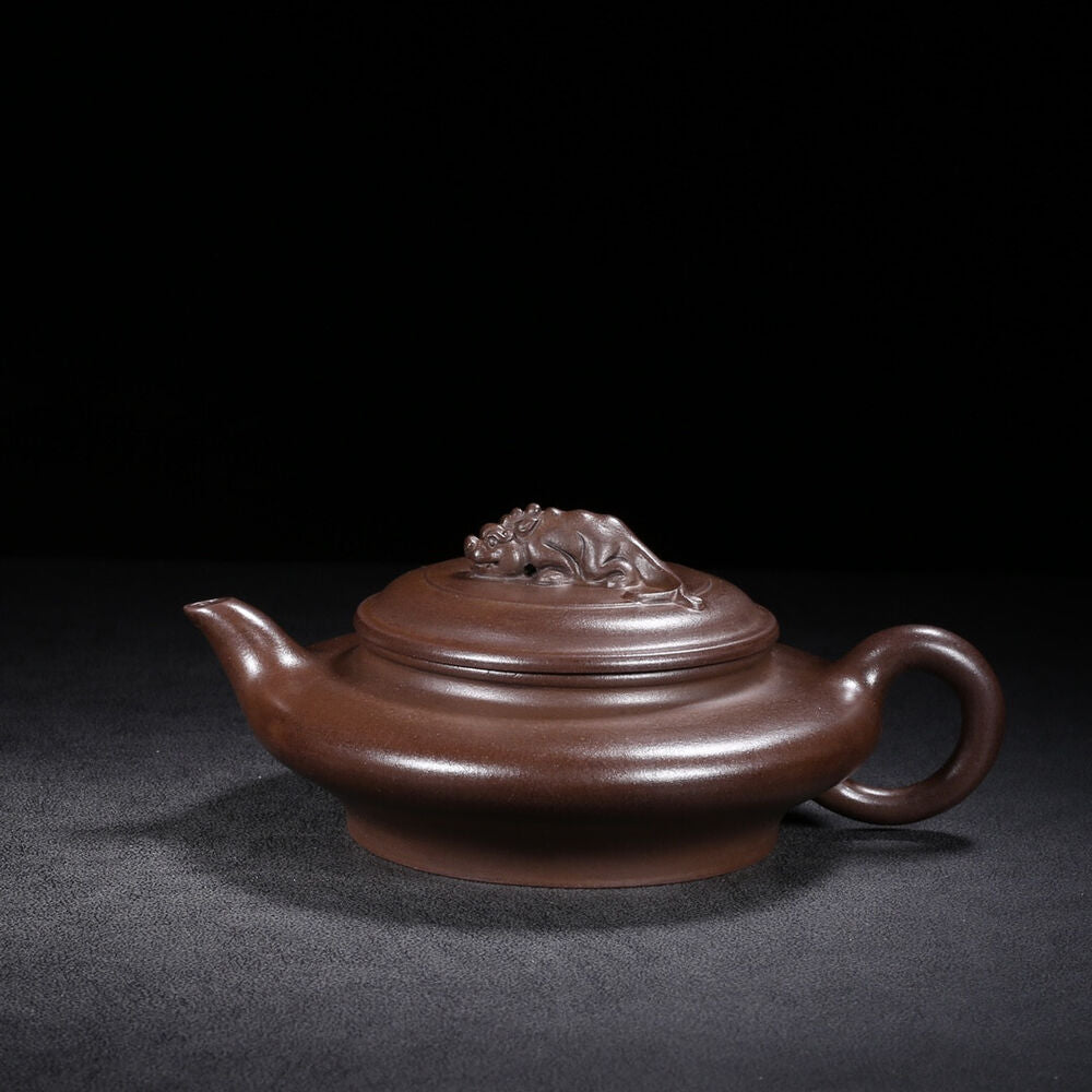 Chinese Yixing Zisha Clay Handmade Exquisite Teapot （水扁 底款：周桂珍）