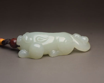 Top Chinese Natural Hotan White Jade Carved Exquisite Beast Statue Figurine Gift