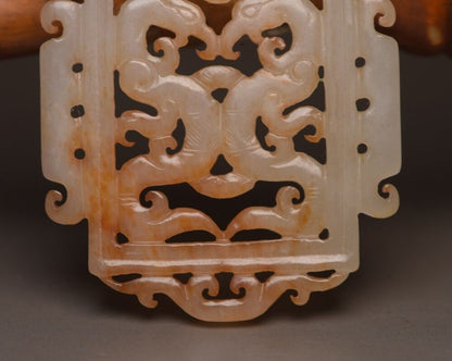 Chinese Old Natural Hetian Jade Carved Exquisite Unique Figurine Pendant Jewelry