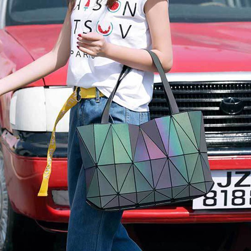Color Changing Handbags Night Luminous Rhombus Geometric Bag Shoulder Purse 1 PC