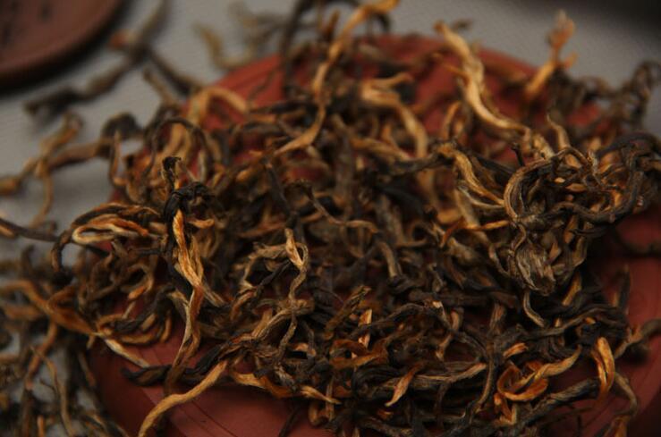 Organic Red Tea Yunan Black Tea 58 Dianhong Tea Golden Black Tea Bud Snail