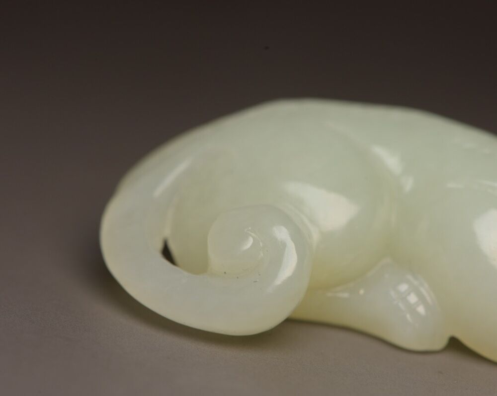 Chinese Beautiful Natural Hetian Jade Carving Cute Monkey Nice Pendant Jewelry