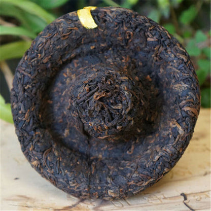 Tea, fried tea, Karli in the shape of poured tea-