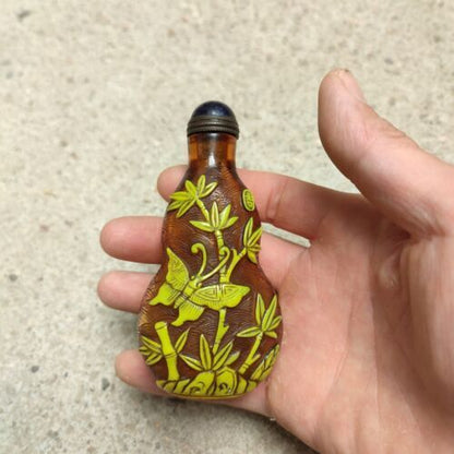 Collectibles vintage snuff bottles chinese butterfly carved glass glazed nice