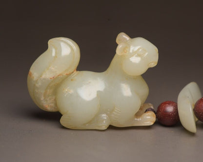 Chinese Beautiful Natural Hetian Jade Carved Squirrel Statues Nice Figurine Gift