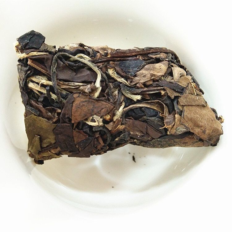 Laobai shoumei Tea zongzi laabaicha Tea Natural Pu 'er Tea Cake 250g/8.8oz-