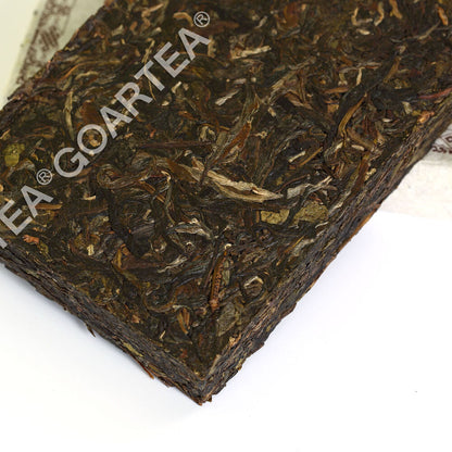 250g Supreme Yunnan Yiwu Ancient Tree Pu'er Puer puerh Brick Raw Tea