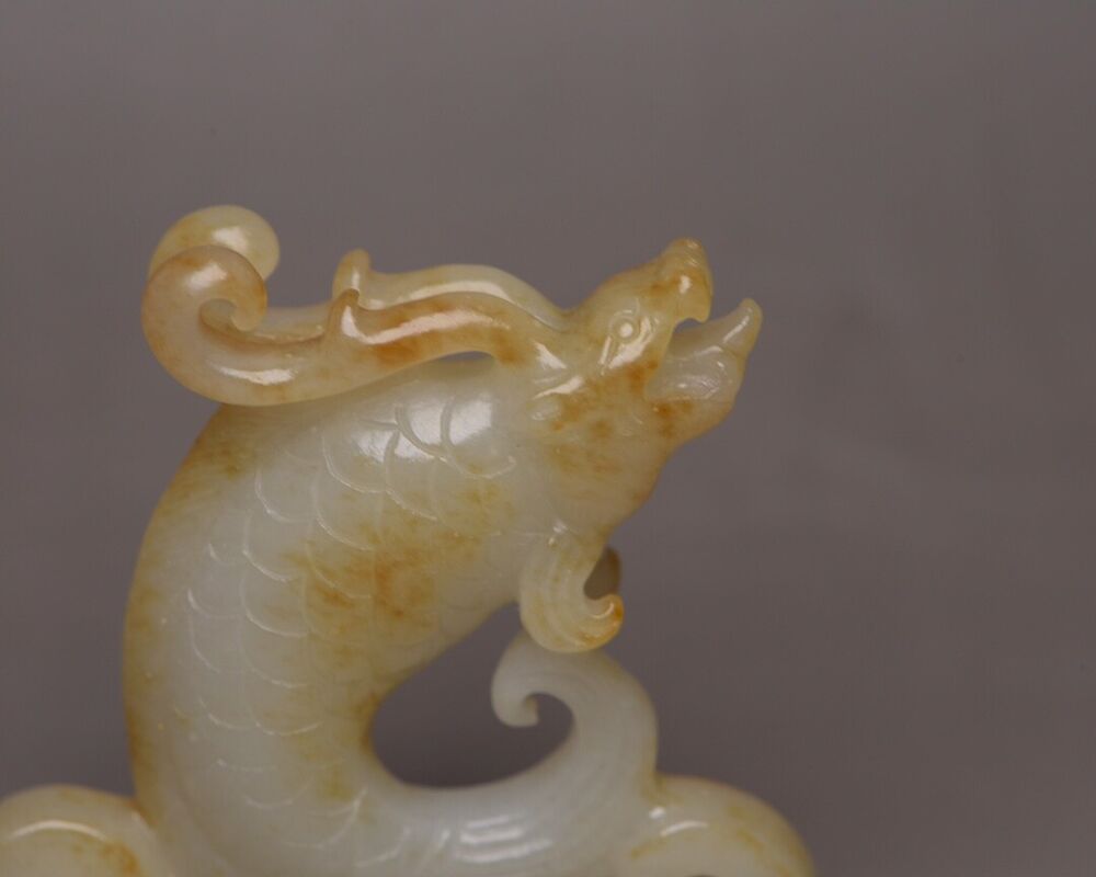 Chinese Natural Hetian Jade Hand Carving Animal Statue Unique Wonderful Art Rare
