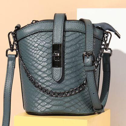 New Designer Womens Genuine Leather Shoulder Bag Snake Embroidered Small Handbag