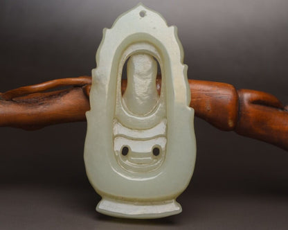 Chinese Natural Hetian Jade Carving Kwan Yin Statue Lucky Jade Pendant Jewelry