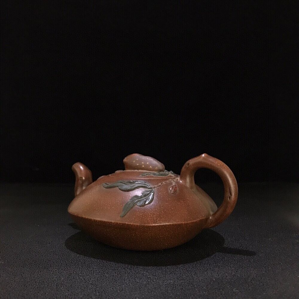 vintage chinese yixing purple clay teapot zisha ceremony carving Collectible art