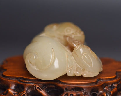 Chinese Antique Hetian Jade Carved Sculpture Exquisite Beast Statue Collections