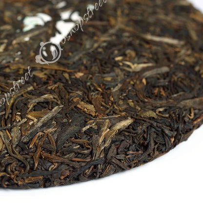 357g Yunnan Menghai Ancient Tree Spring Raw Cake Puer Pu'er Puerh Tea