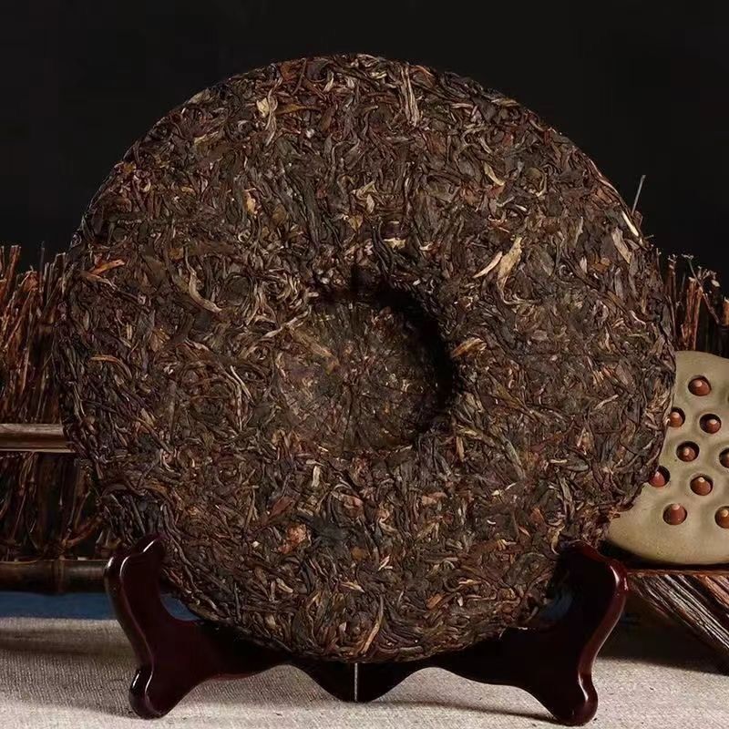 357g Ancient Tree Tea Yunnan Pu'er Tea 1990s Yiwu Laosheng Tea Cake