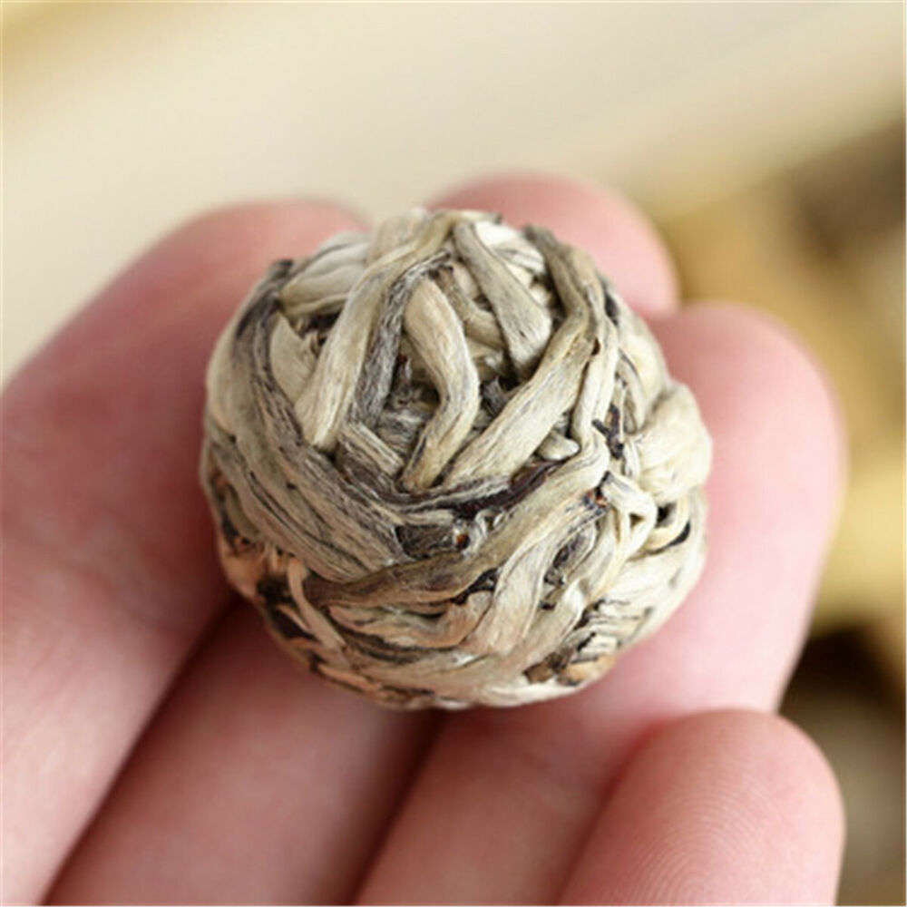 Molded Handmade White Tea Bai Hao Yin Zhen Silver Needle Compressed Tea Ball-