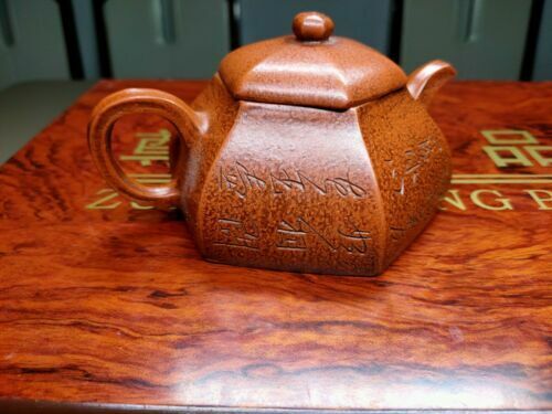 Chinese Yixing Zisha Clay Handmade Exquisite Teapot