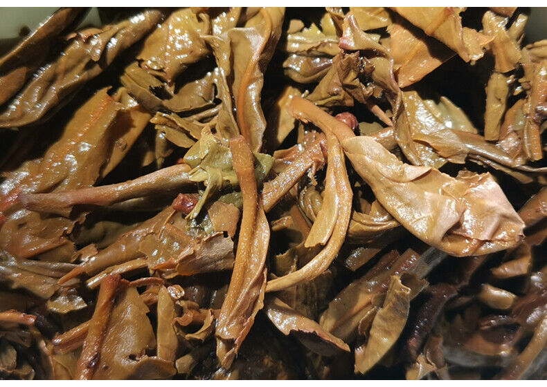Xiaguan Pu'er Tea Raw Tea 2011 Xiaguan Bulang Ancient Tree Banpen Laozhai 100g