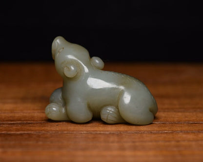 Antique Chinese Natural Hetian Jade Carving Beast Statue Nice Figurine Artwork