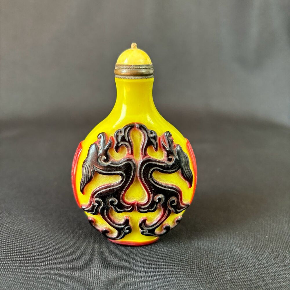 Old Beijing Chinese Carved Dragon Statue Yellow Snuff Bottle Glass Overlay Box
