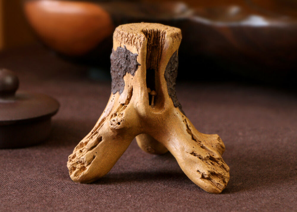 Chinese Yixing zisha tea pet pot lid holder creative design handmade tree stump