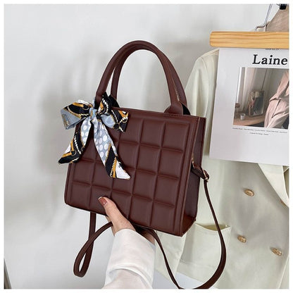 Single Strap Handbag Fashion Purse Synthetic Leather Shoulder Bag 24*20*9 CM 1PC