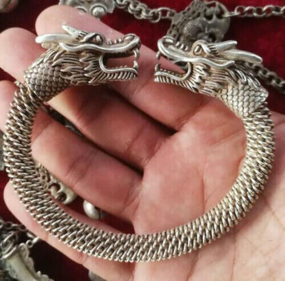 China Tibetan silver carving double-headed dragon silver bracelet