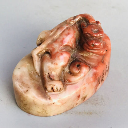 Old Chinese Shoushan Stone Hand Carved Exquisite Animal Seal Statue Signet Rare