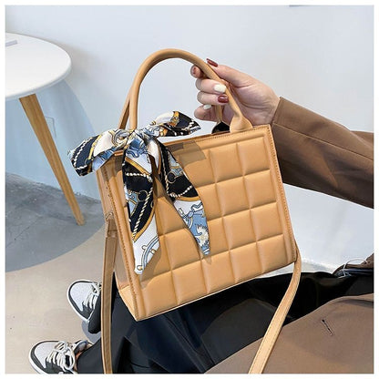 Single Strap Handbag Fashion Purse Synthetic Leather Shoulder Bag 24*20*9 CM 1PC