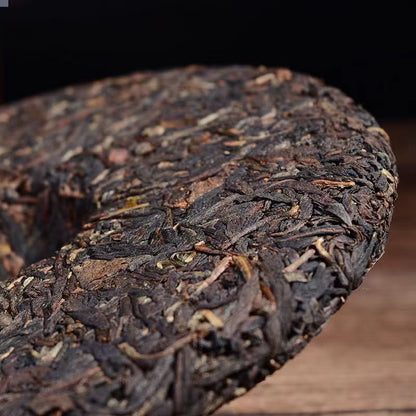 357g Dianhong Black Tea Yunnan Iceland Organic Black Tea Cake Premium Black Tea