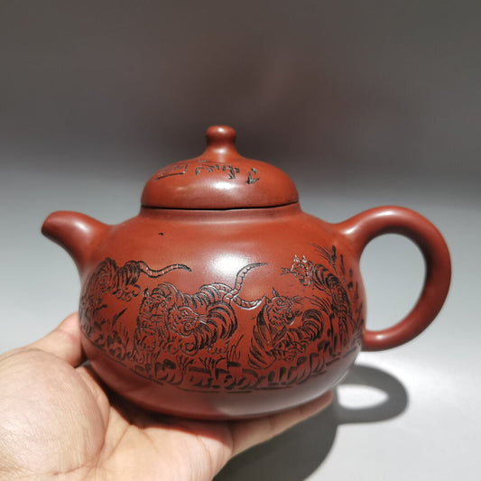 Chinese Yixing Zisha Clay Handmade Exquisite Teapot（八虎壶 底款：金鼎商标）