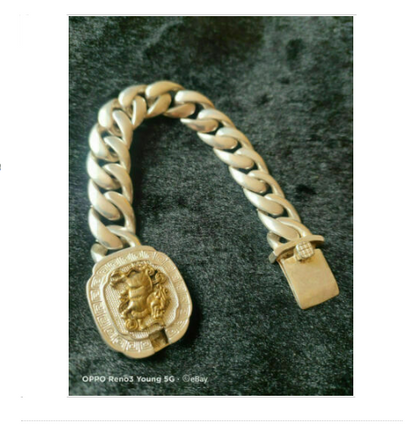 old tibet miao silver hand carving skull Statue bracelet noble gift